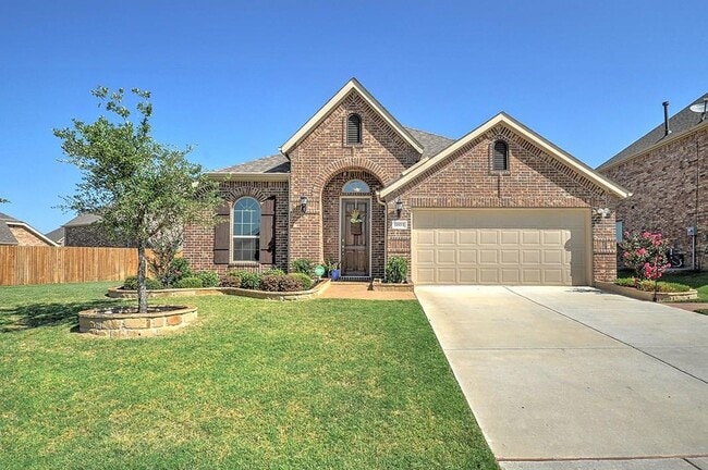 Building Photo - 6004 Fremont Dr
