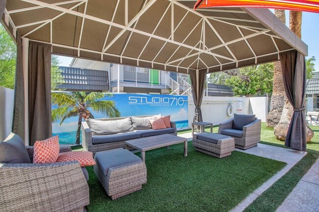 Building Photo - Studio 710 Apartments