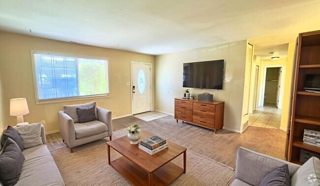 Building Photo - 4270 Deerfield Hills Rd Rental