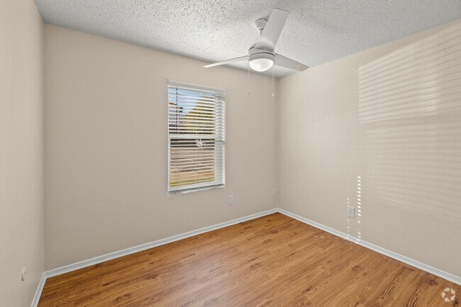 2BR, 1BA - 691SF - Primary Bedroom