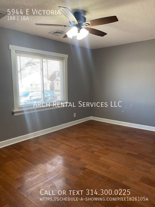 Photo - 5944 E Victoria-