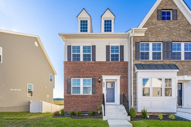 Photo - 2244 Marcy Dr
