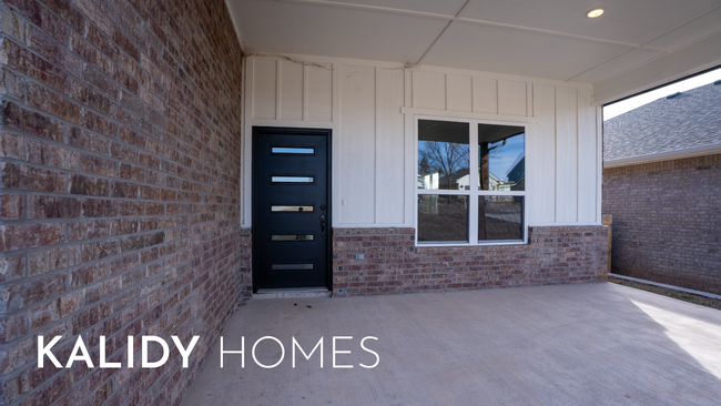 Photo - 308 W 3rd St