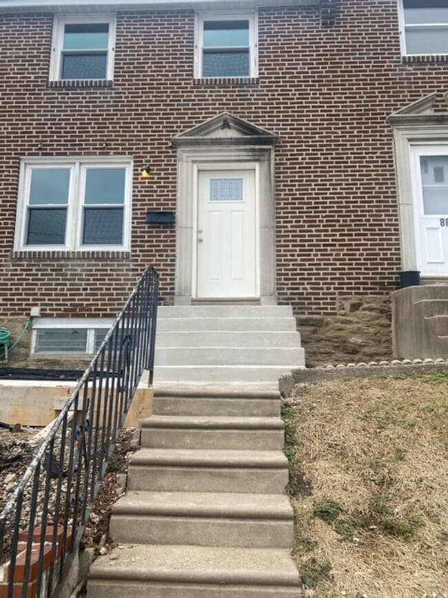 Building Photo - House for Rent in Upper Darby