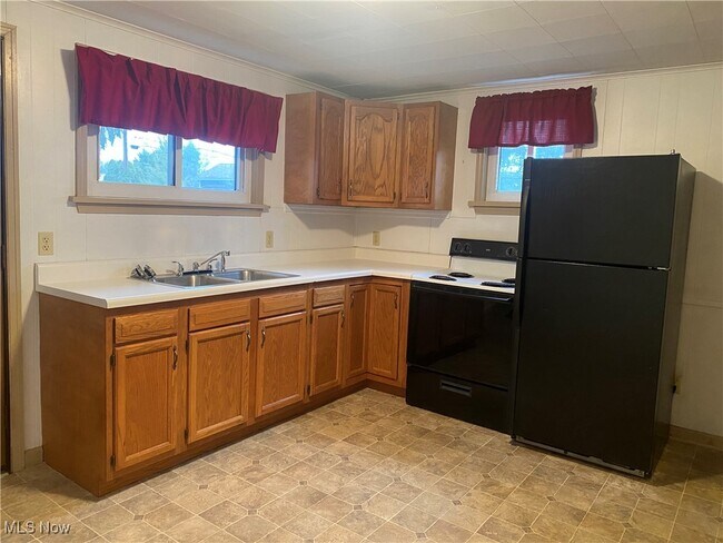 Photo - 103 Wallace St