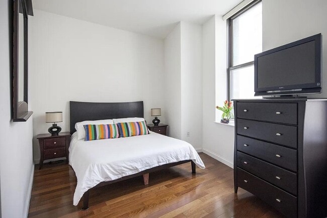 1 Wall St Unit 1206