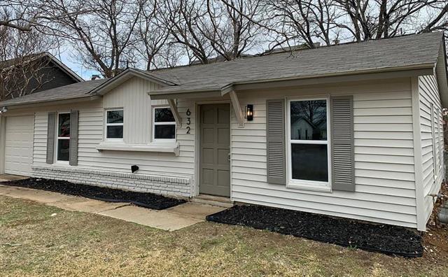 Building Photo - 632 Livingston Dr