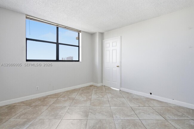 Photo - 290 174th St Unit 2104