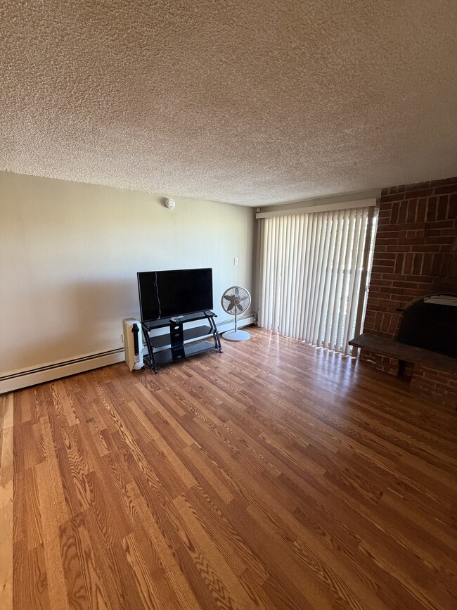 Photo - 1302 S Parker Rd
