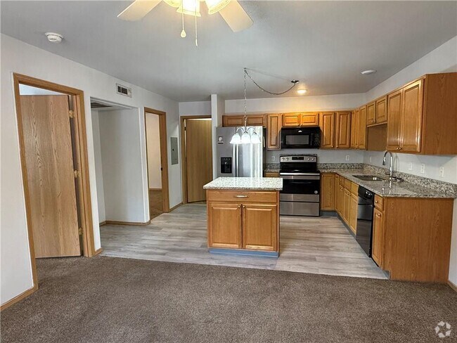 Building Photo - 8148 Randall Ln Unit 11 Rental
