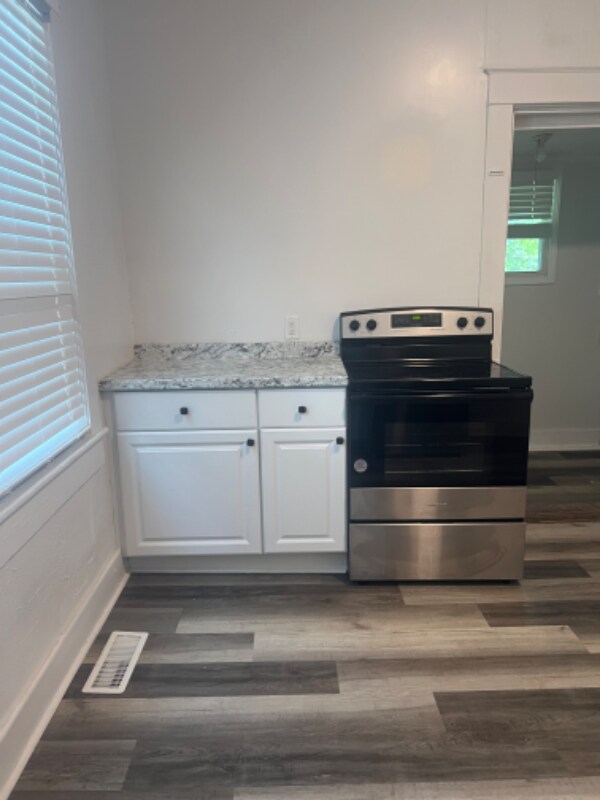 140 8th St Townhome Townhome Rental in Winnsboro SC