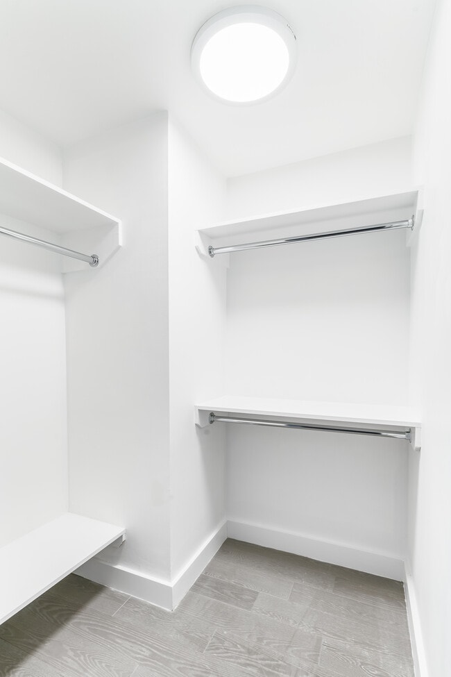 Photo - 101 West End Avenue