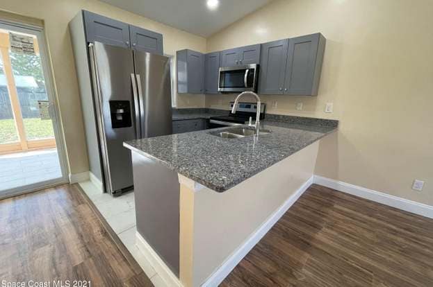 Photo - 110 Chapel Ln