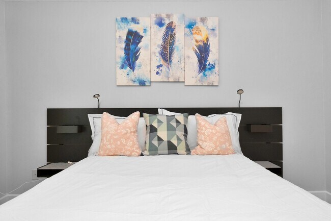 Photo - 2003 Wichita St