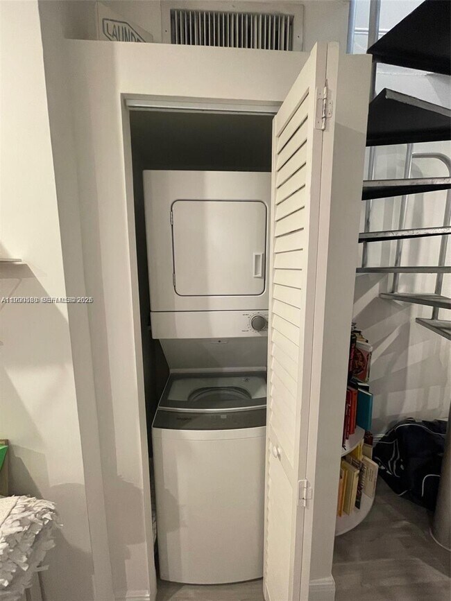 Photo - 7801 NE 4th Ct Unit 105