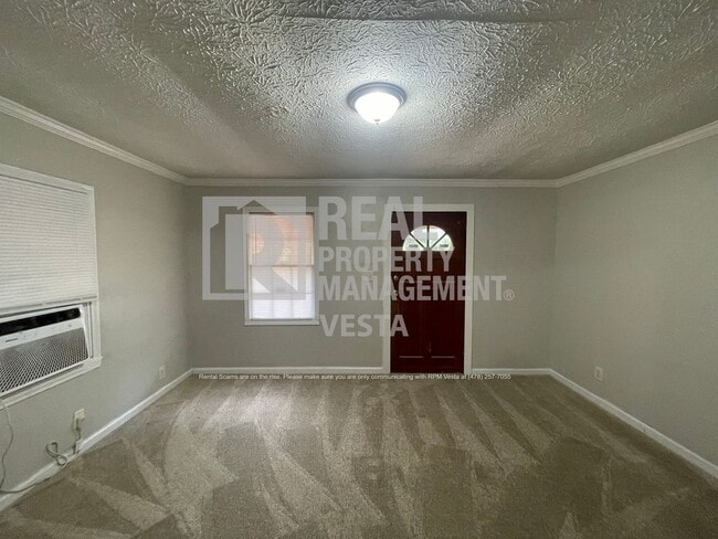 Photo - 1214 James St