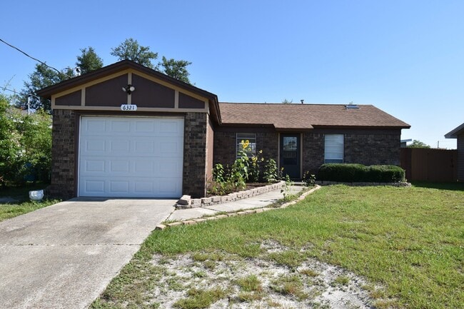Photo - 6321 Lance St