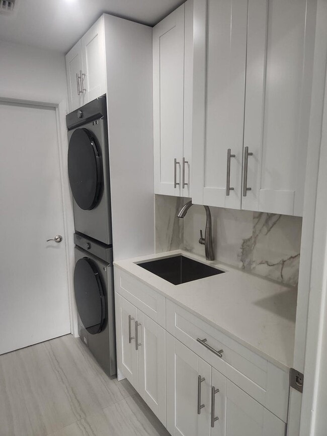 Photo - 2238 Spanish Trl Unidad 1