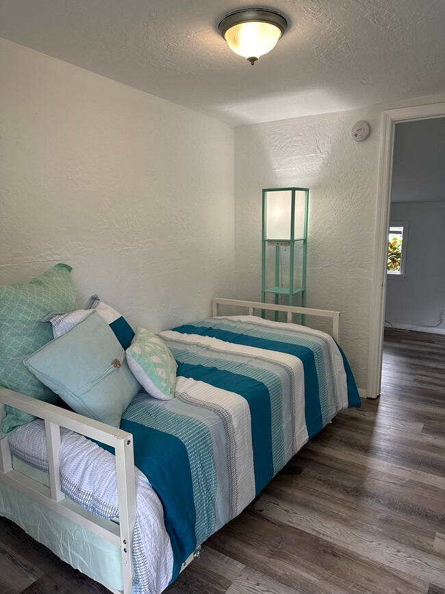 Photo - 6002 72nd Ave N