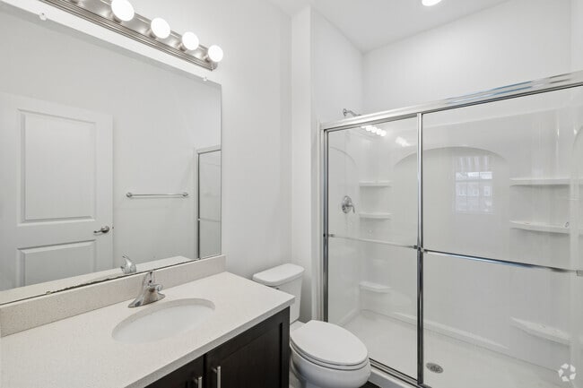 2BR, 2BA - 1,172SF - Primary Bathroom