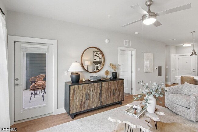 Photo - 10800 Colonial Gtwy Dr Unit B1