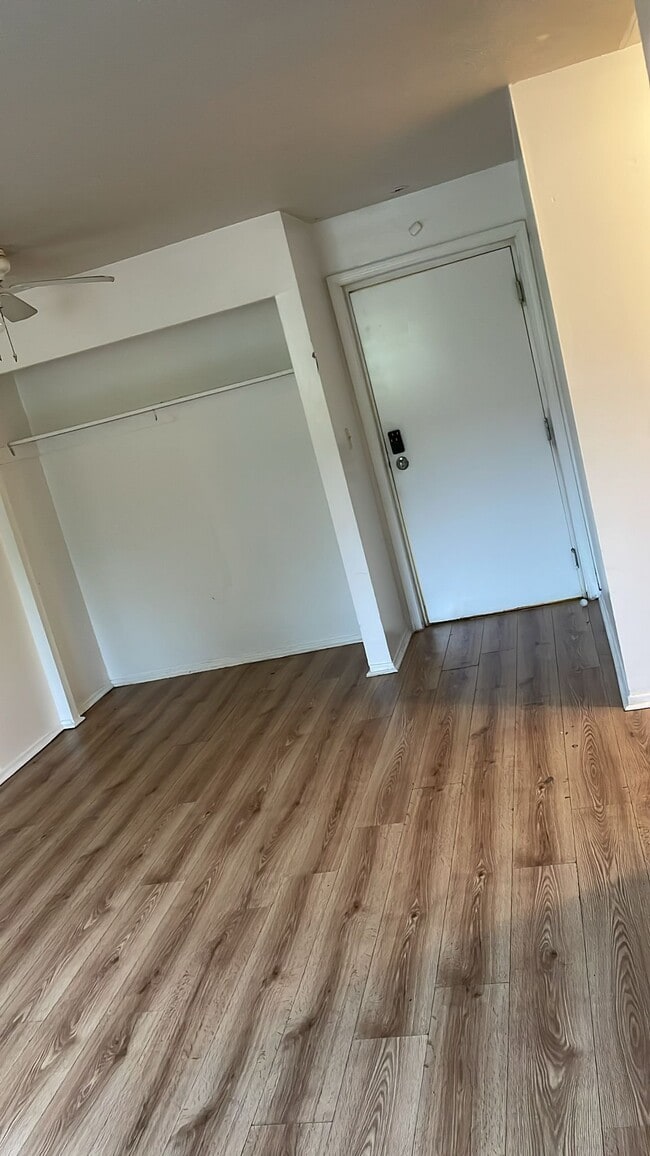 Photo - 3265 E 143rd St Unidad 105