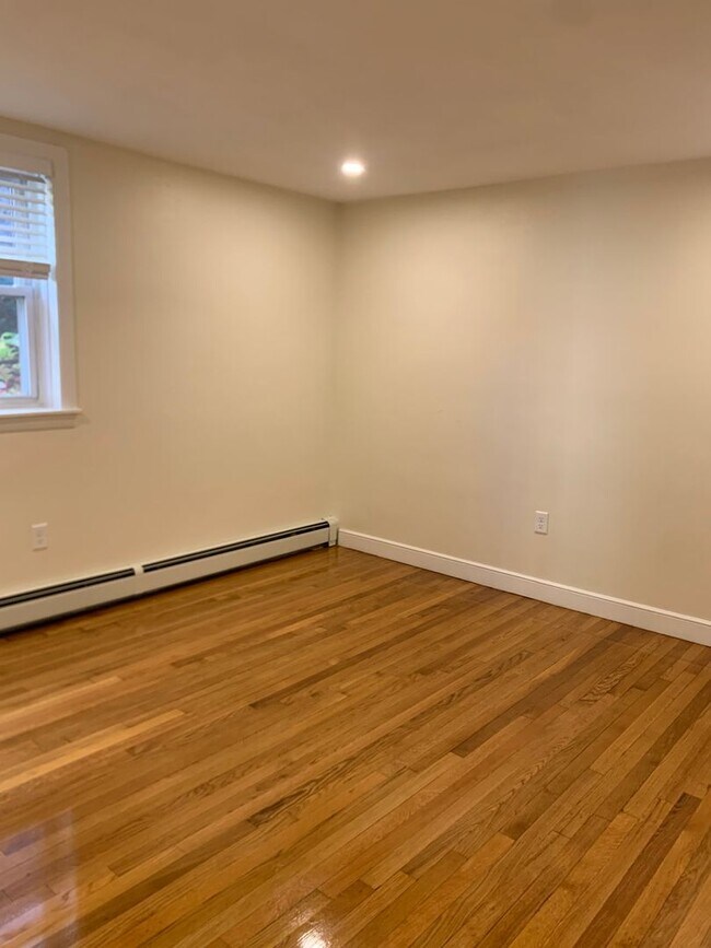 Photo - 314 Tappan St