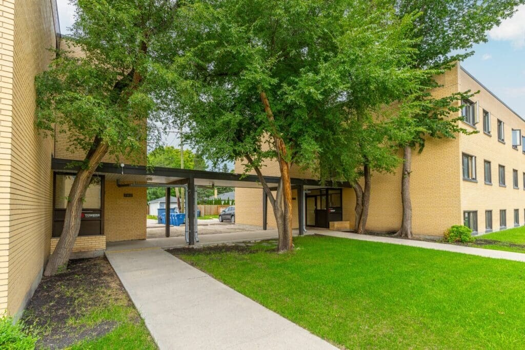 Photo - Lady Dale & Lady Robin