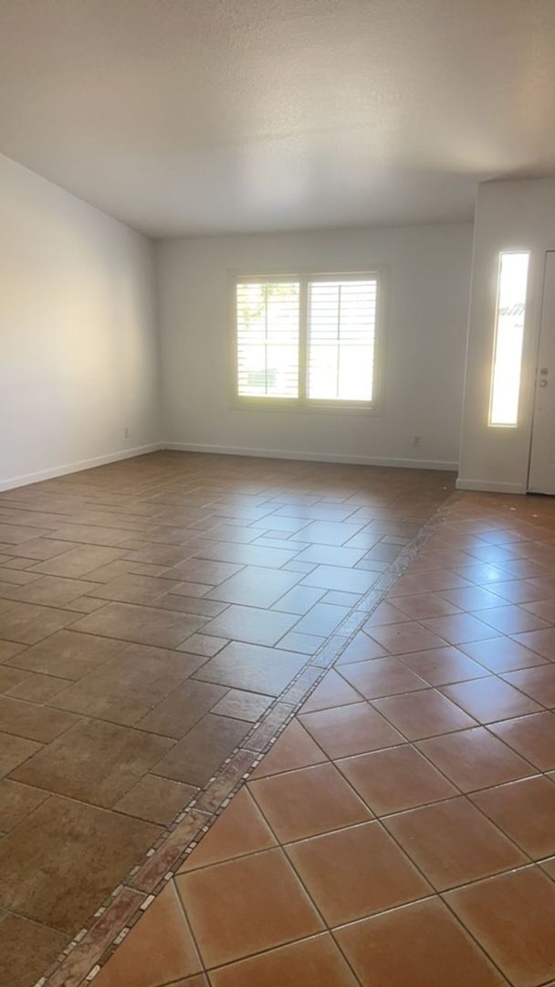 Photo - Beautiful Single-Family Home in the Desira...