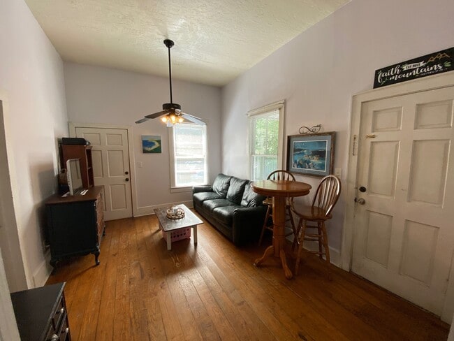 Back Apartment Living Room - 510 S 6th St Unit 1