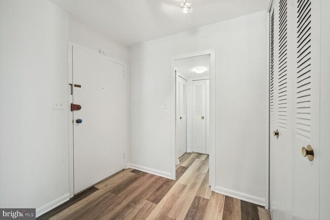 Photo - 522 21st St NW Unit 912