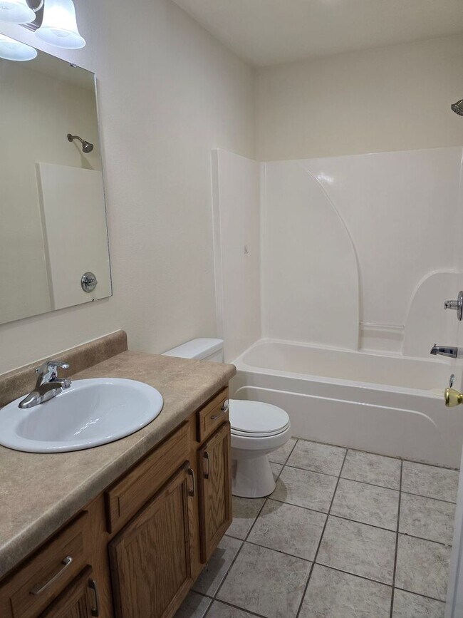 Photo - Beautiful Move in ready House!