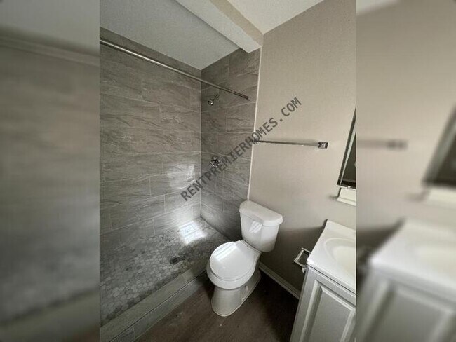 Photo - 9412 Northland Rd