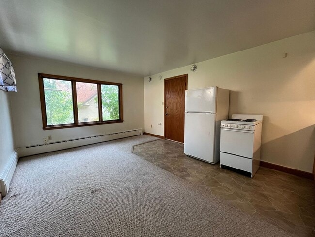 Photo - 1702 E 2nd St Unit 1702 E 2nd St - 3