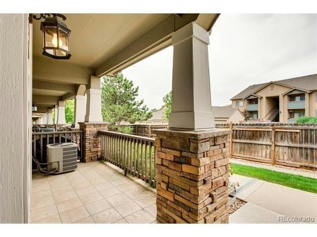 8356 Stonybridge Cir