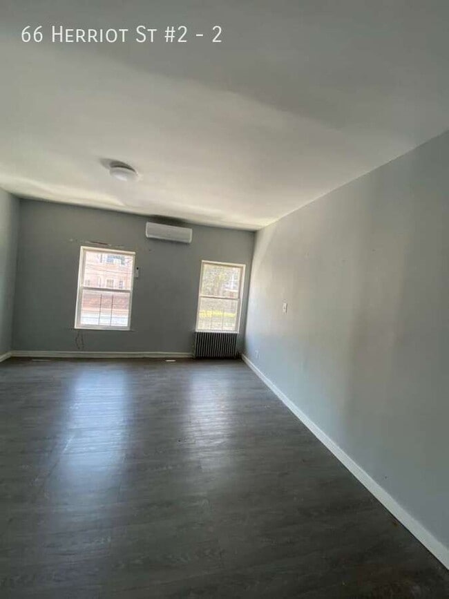 66 Herriot St Unit 2
