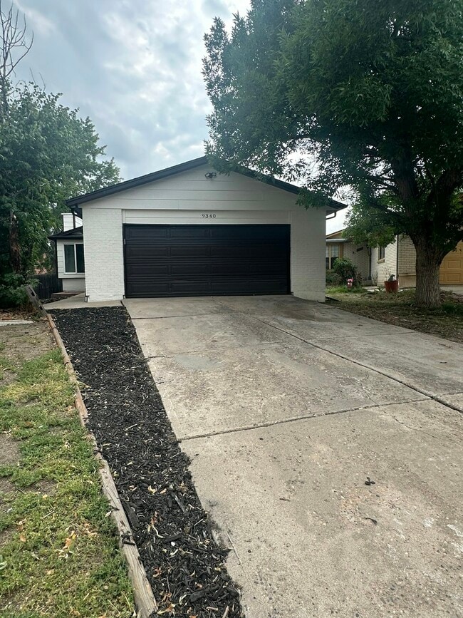 Building Photo - 9340 W 104th Pl Rental