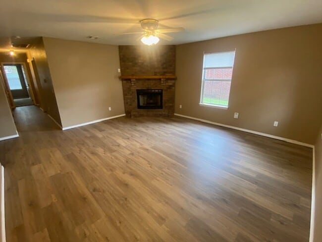 Photo - Cute 3 Bedroom Duplex Coming Available!