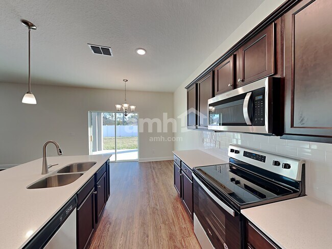 1179 Sky Lks Dr