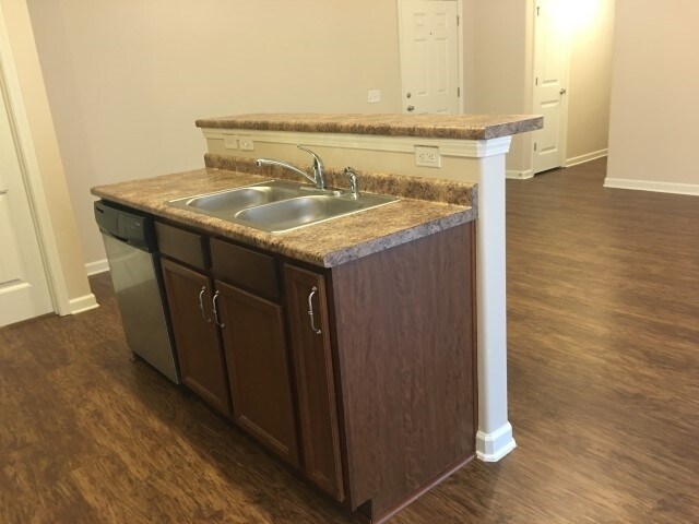Photo - 298 Willow Point Cir
