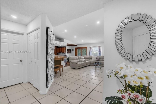 Photo - 2590 SE 7th Pl