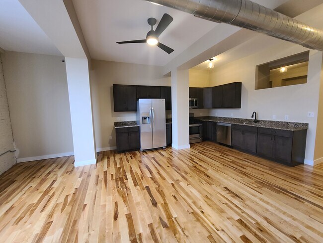 #305 Kitchen