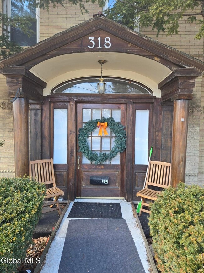 Building Photo - 318 Ridge St Unit C