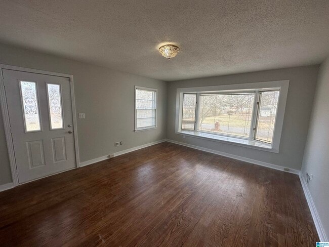 Photo - 1218 Colonial Ave