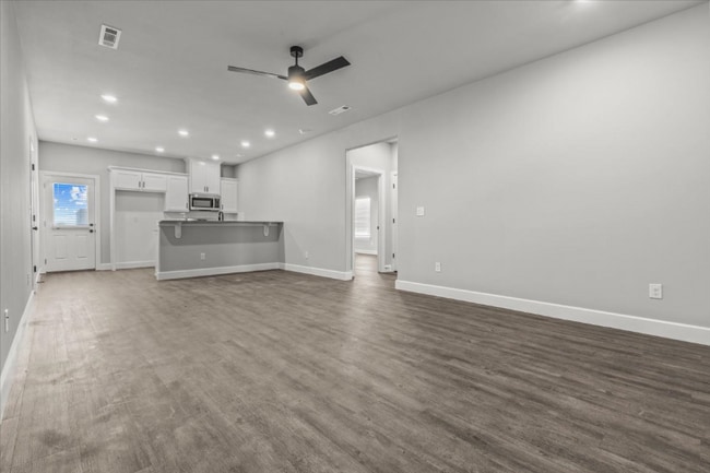 Photo - 1050 Sunshine Ct