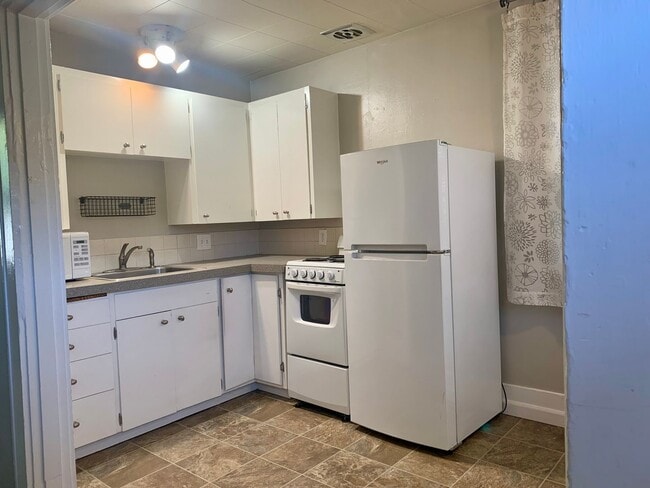Photo - H1510-1514 Unit H1514