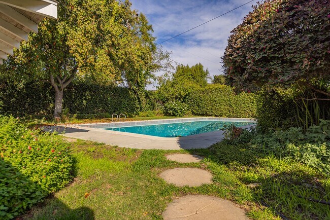Photo - Ojai Terrace Pool Home