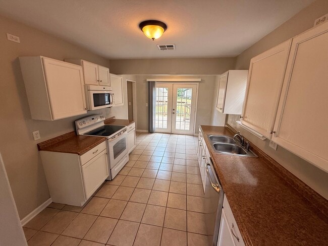Photo - Charming 2-Bedroom Home in the Bethany School District