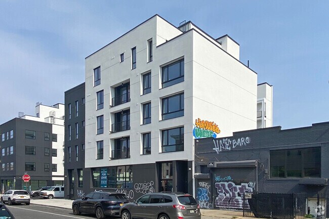 Photo - 1206 Putnam Ave