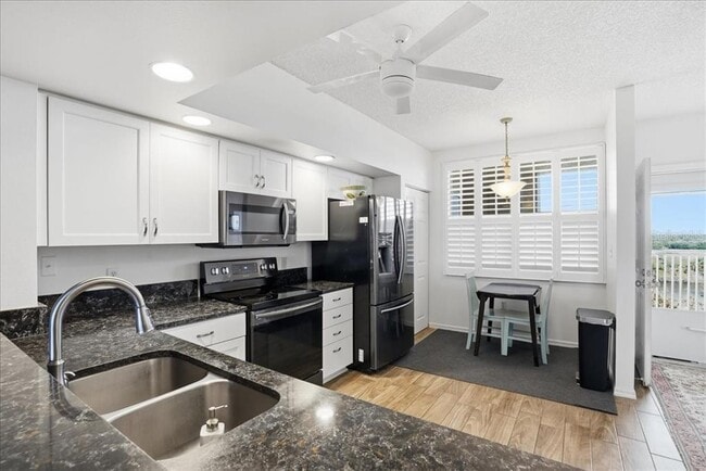 Photo - 6425 Shoreline Dr Unit 10503